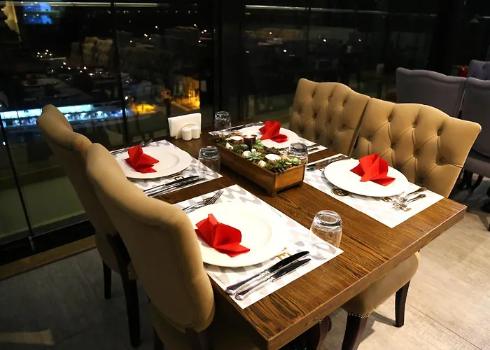 Hotels With Four Stars Pasaport Pier